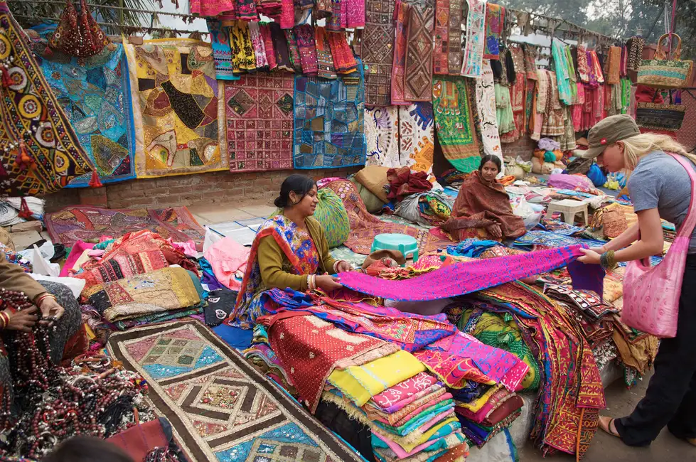 Delhi: Private Half-Day Shopping Tour with Transfer