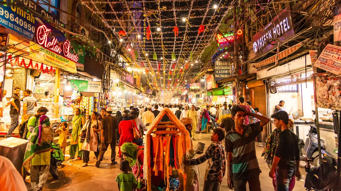 Delhi: Private Half-Day Shopping Tour with Transfer